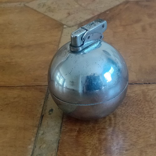 Vintage beney round globe - beney,