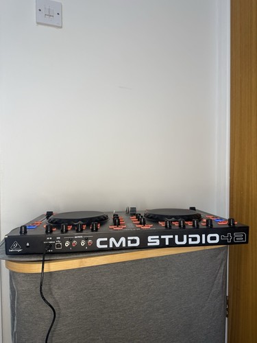 Behringer cmd studio dj - studio,