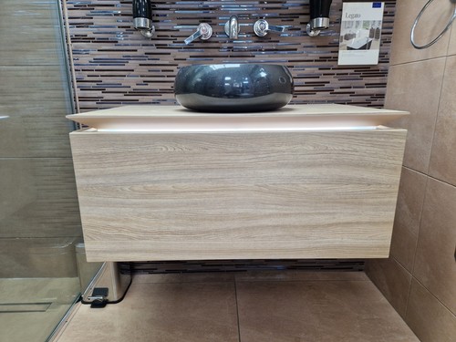 Display legato vanity - display,