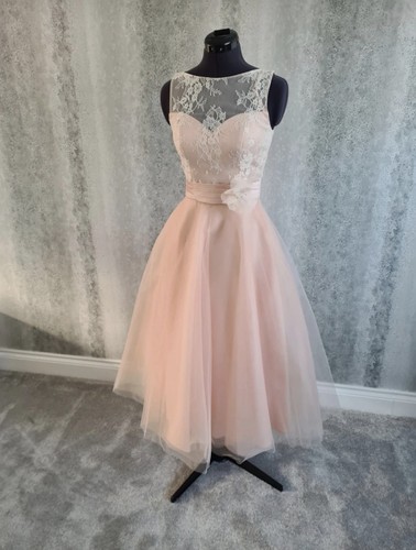 Bnwt true bride - knee, length