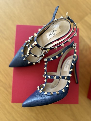Valentino garavani rockstud - valentino,