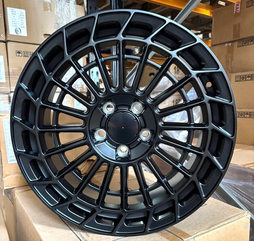 Mercedes class satin - 18",