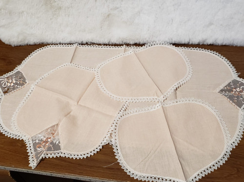 Vintage lot doilies doily - lot,