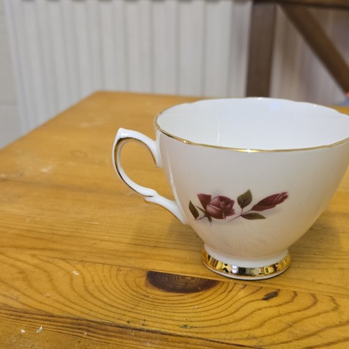 Queen anne bone china - queen,