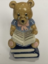 WADE - PATRICIA THE BOOKSHOP