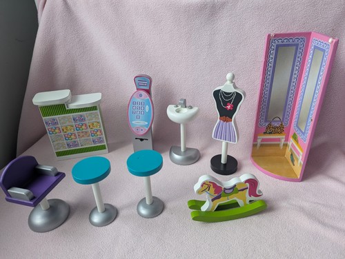 Kidkraft wooden dolls house - dolls,
