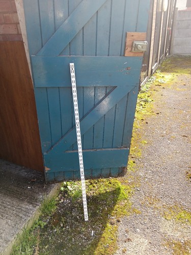 Spur shelving uprights - shelving,
