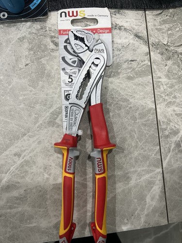 Nws pipe wrench - pipe,