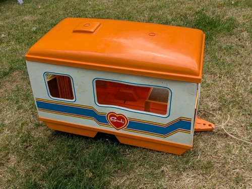 Vintage sindy foldable - foldable, caravan