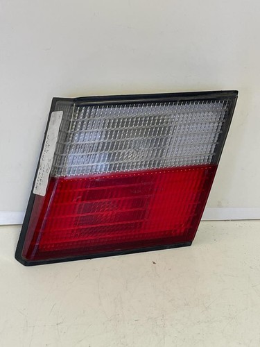 Right tail light nissan - right,
