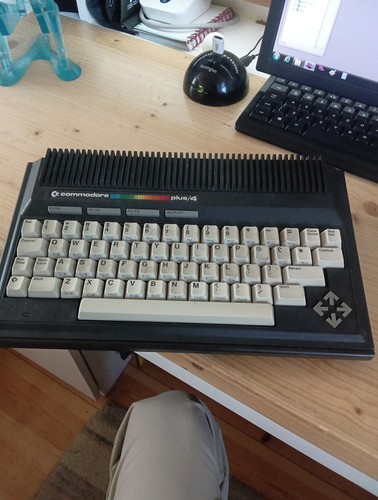 Commodore plus4 vintage - plus4,