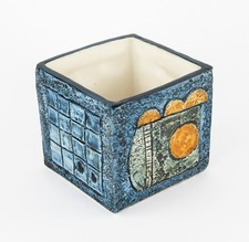 JANE FITZGERALD for TROIKA -