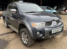 MITSUBISHI L200 BREAKING