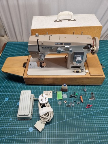 Vintage cased mains janome - cased,