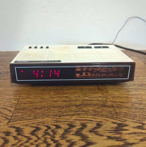 Vintage bush 6130p clock radio - bush,