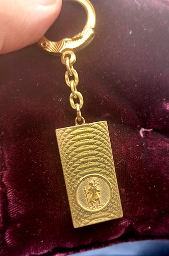 Gold plated christopher key - gold,