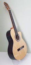 Admira Spanish Guitar. Mod