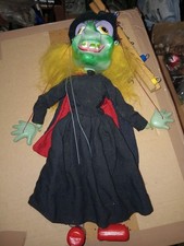  PELHAM PUPPETS.... green