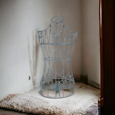 Vintage  Metal Wire Duck Egg