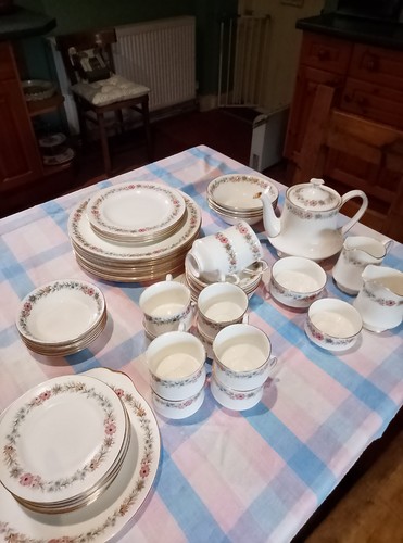 Royal albert paragon china - royal,