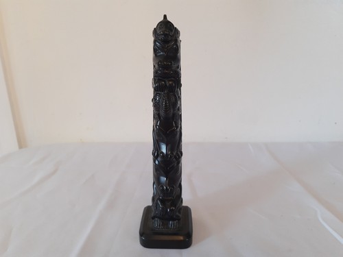 Small totem pole boma - small,