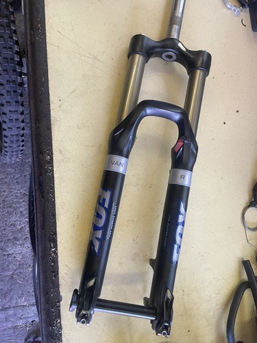 Fox van forks rare - r,