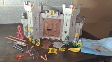 Playmobil Rare 5783 History / Medieval Easgle Knight's Castle  Used / Clearance