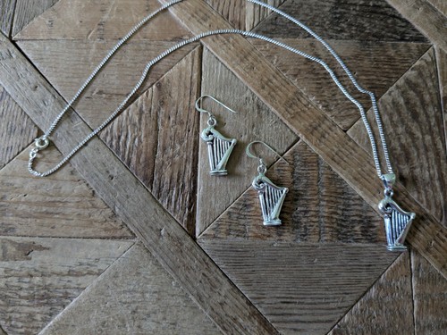 925 sterling silver irish harp - silver,