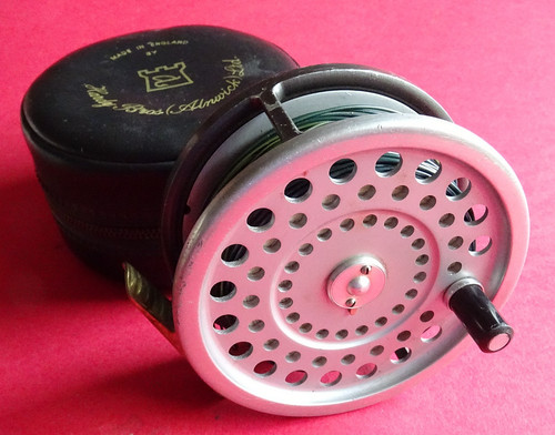 Good useable vintage hardy - good,