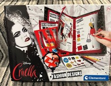 Disney Cruella Fashion Designs Lookbook BNIB l@@k l@@k