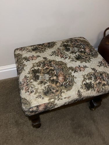 Vintage tapestry top foot - vintage,