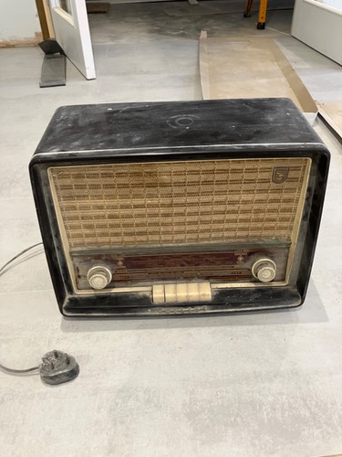 Vintage antique bush radio - vintage,