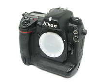 Nikon D2X 12.4MP Digital SLR