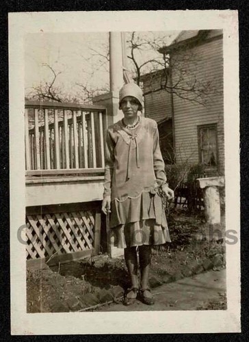 Flapper era woman lady dress - flapper,