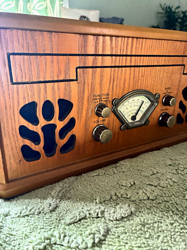 Nostalgia radio 1 music - radio, 4-in-1