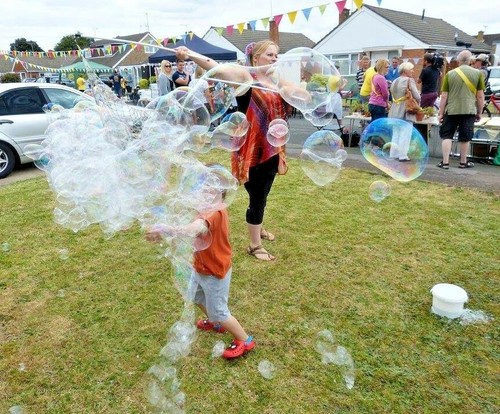 Kids party games garden - kids,