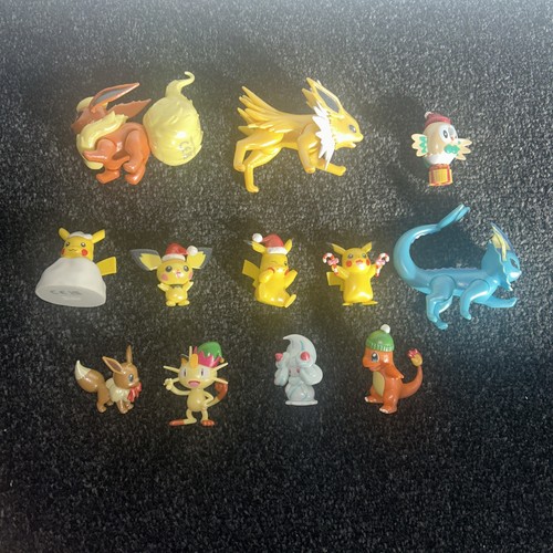 Pokemon figures bundle - figures,
