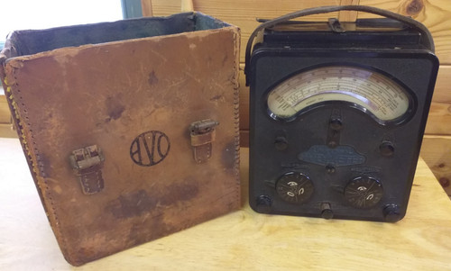 Vintage universal avometer - universal,