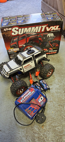 Traxxas summit vxl 16 - summit,
