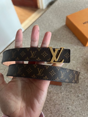 Bnwb authentic louis - bnwb, vuitton
