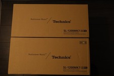 Pair of Technics SL-1200MK7