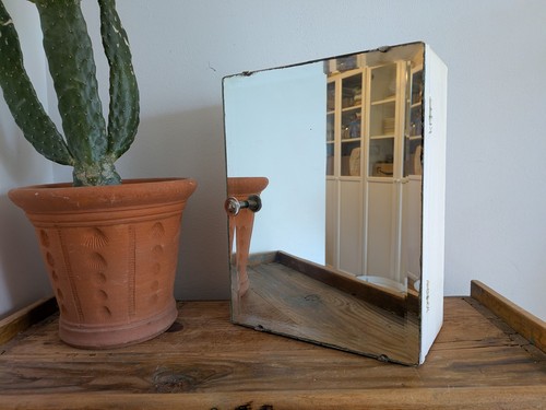 Vintage retro bathroom - vintage, medical