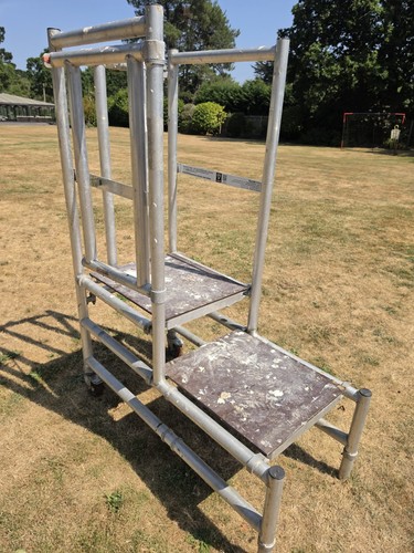 Aluminum podium steps - aluminum,