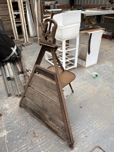 Vintage pipe vice stand - vice,
