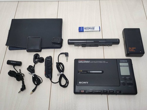 Sony recording walkman radio - recording,