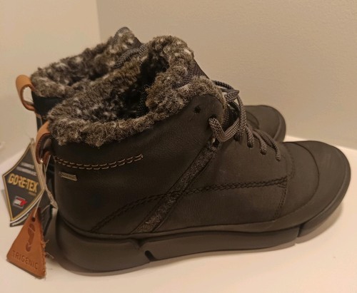 Clarks ladies boot 4 d - clarks,