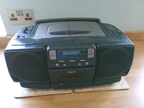 Radio cassette twin player - cassette,
