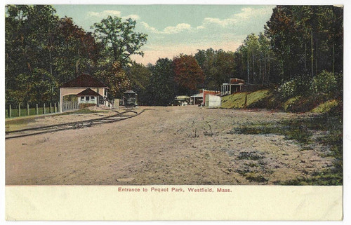 Entrance pequot park - to,