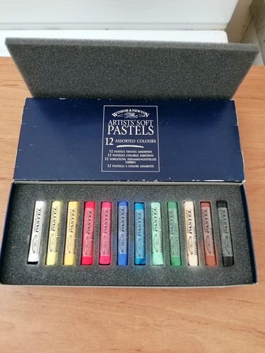 Winsor newton artists - &,