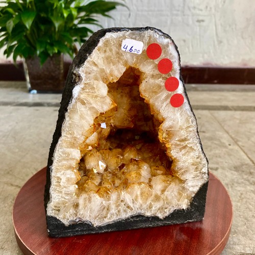 09lb natural citrine geode - natural,